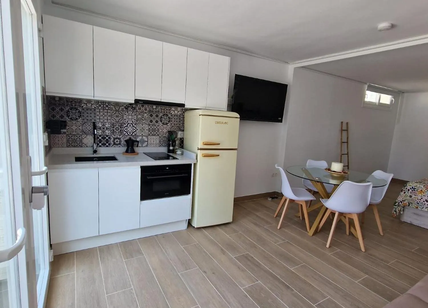 5 Casas Independientes En Villas Costa Del Sol Benajarafe Spain