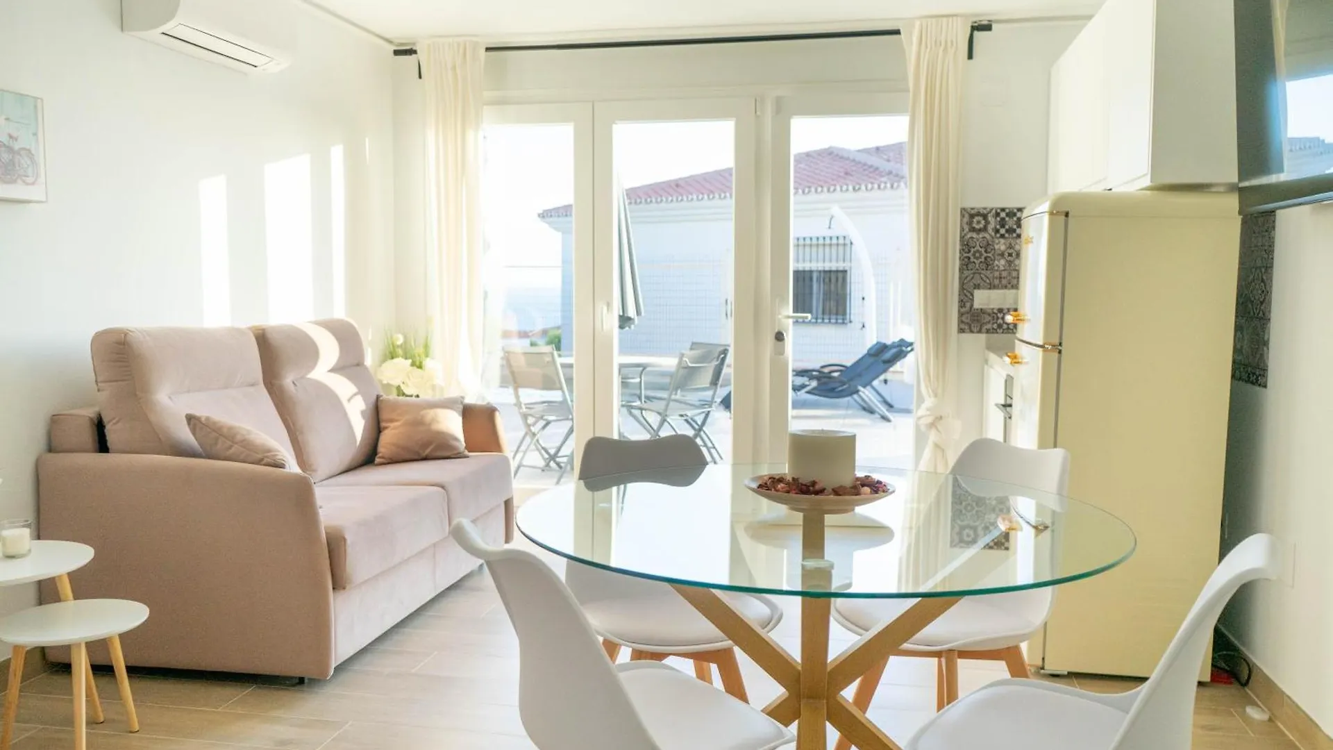 Holiday home 5 Casas Independientes En Villas Costa Del Sol Benajarafe